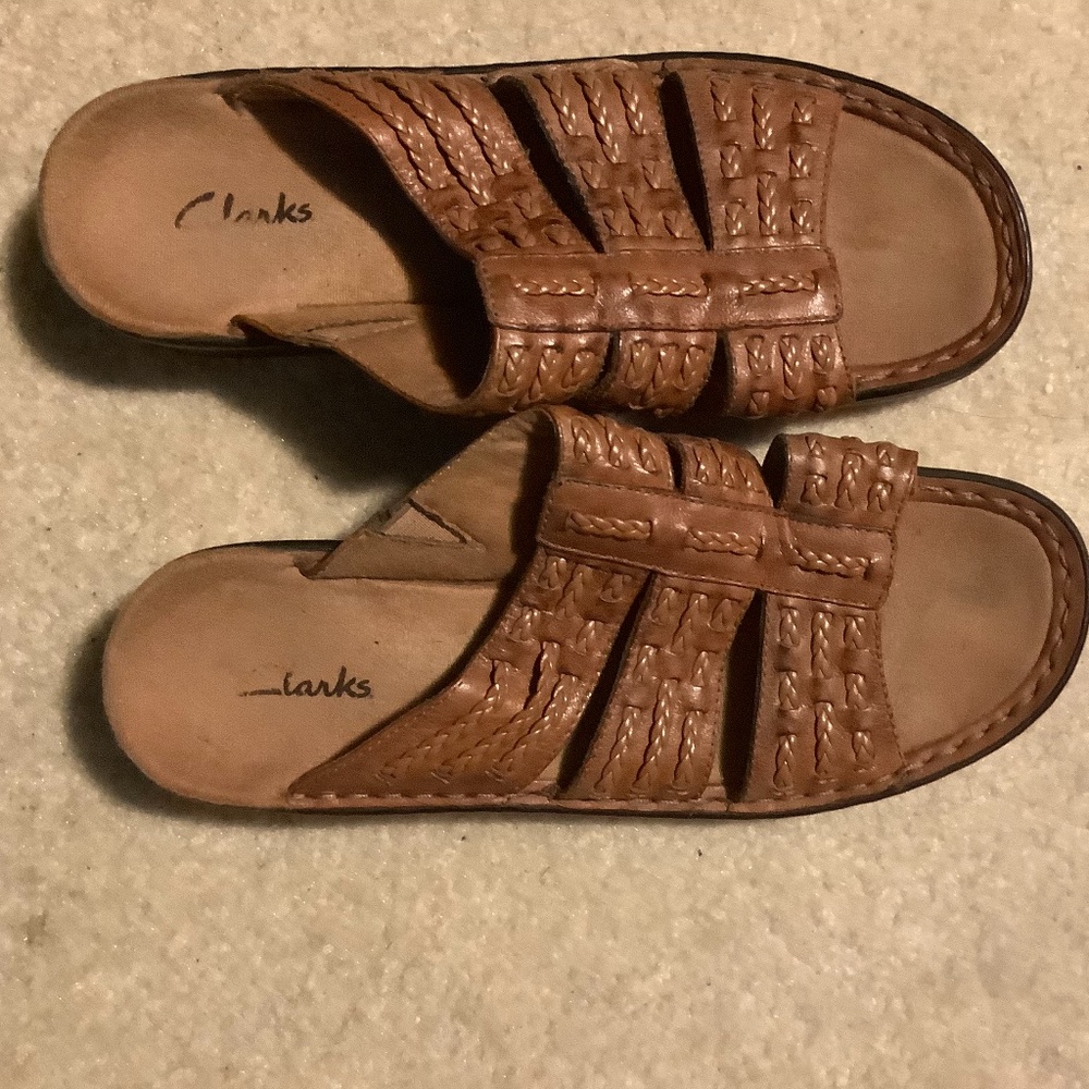 Ladies Clarks slide sandal..narrow width